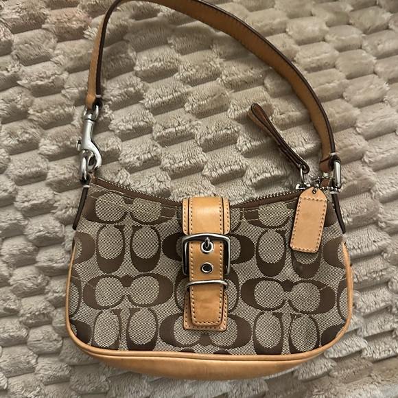 Coach Hamptons mini with buckle - Picture 1 of 5